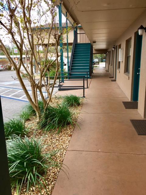 Dinner Bell 3* Dunnellon